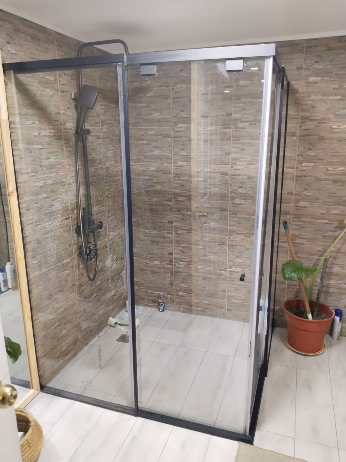 Showers — imagen 5
